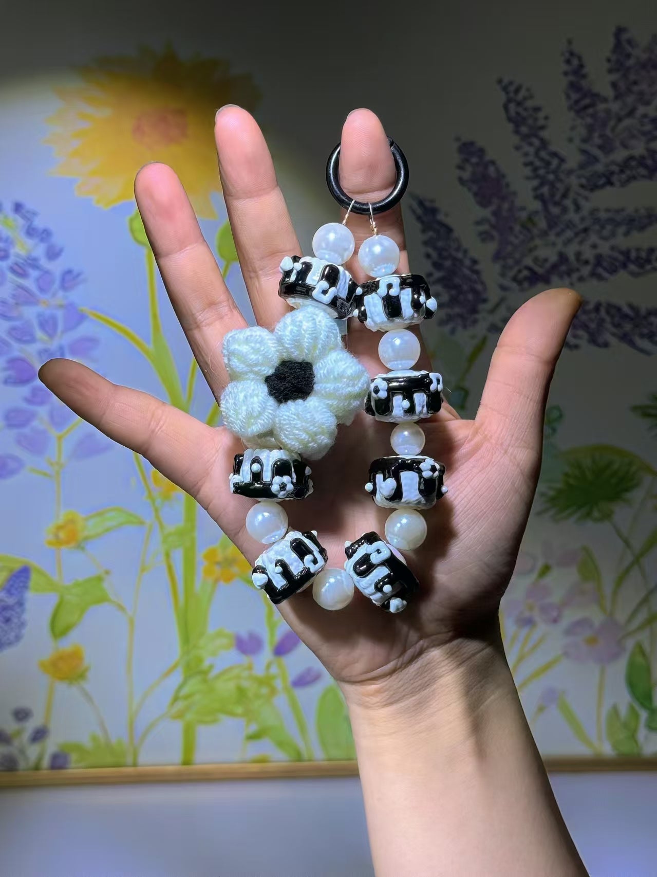 (5pcs)(premium phone chain)Handmade DIY cute cartoon dopamine mobile phone chain