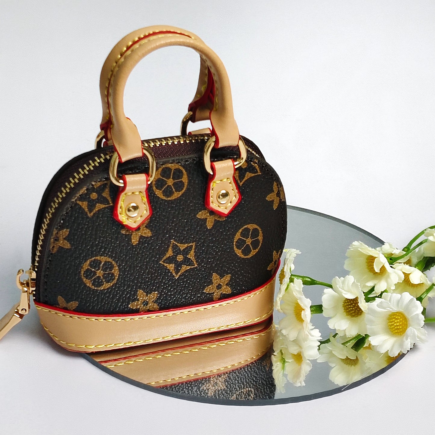 No.2 buy 1 mini bag get 2（1 minibag+one hidden piece phone chain）