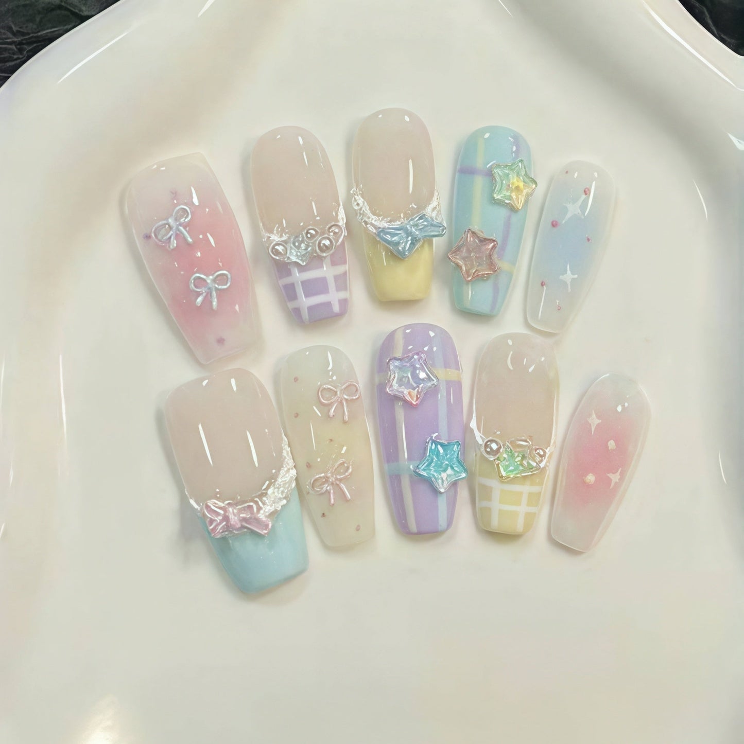 Press-on Nails Pair-up Game